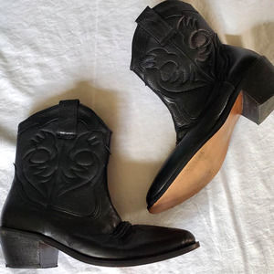 Cowboy Boots Black Leather Size 7